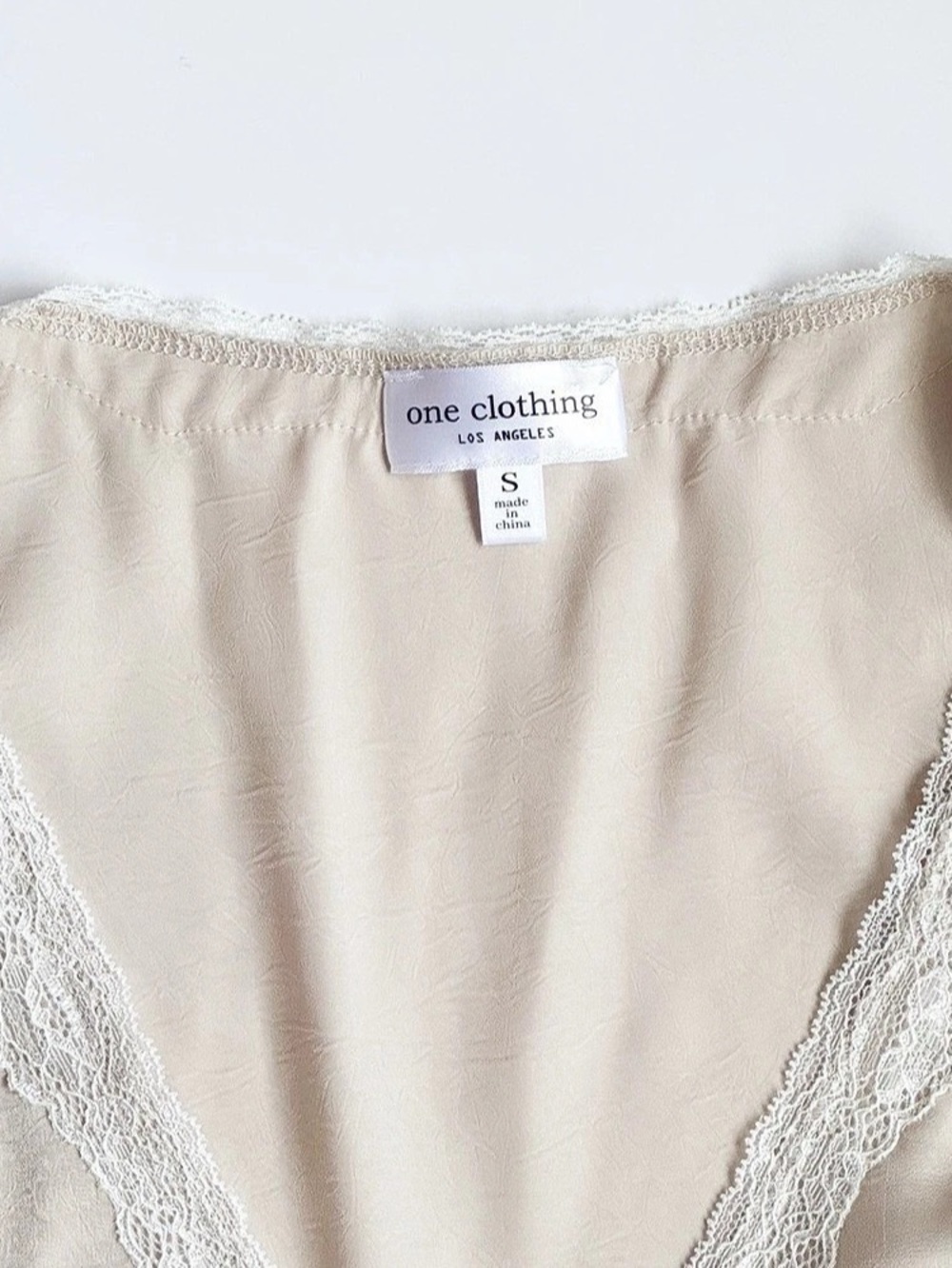 one clothing Lace Trim Camisole in Cream Size Small - Picture 4 of 6